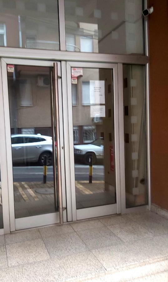 Glorry M Belgrado Exterior foto