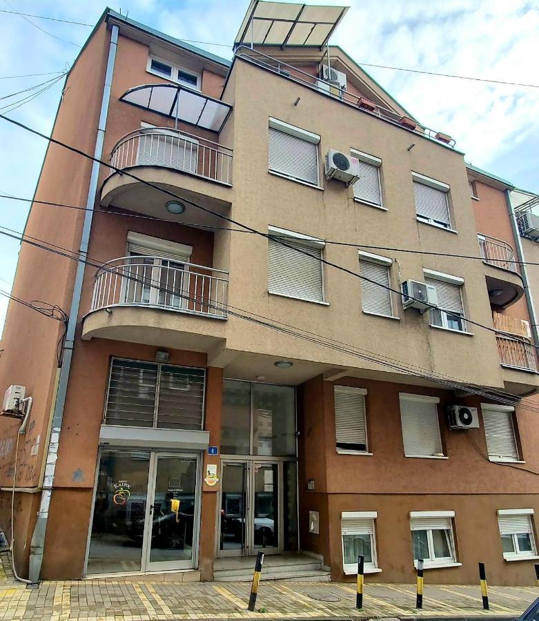 Glorry M Belgrado Exterior foto
